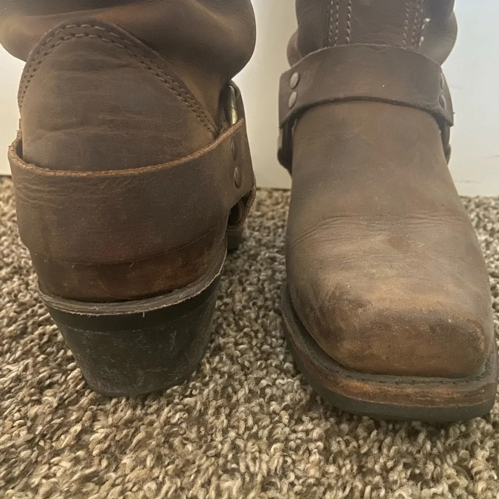 Frye Harness 12R Classic Women’s Boot - Picture 12 of 15